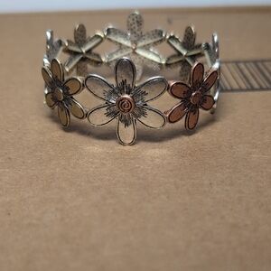 Stanley Yellow and Gold Daisy Stretch Bracelet